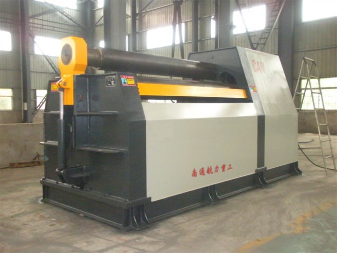 W12-20X2500四輥卷闆機
