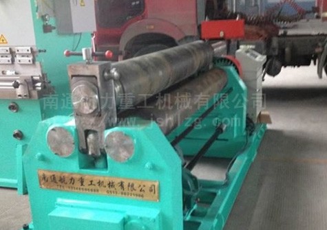 W11-20*2000卷闆機